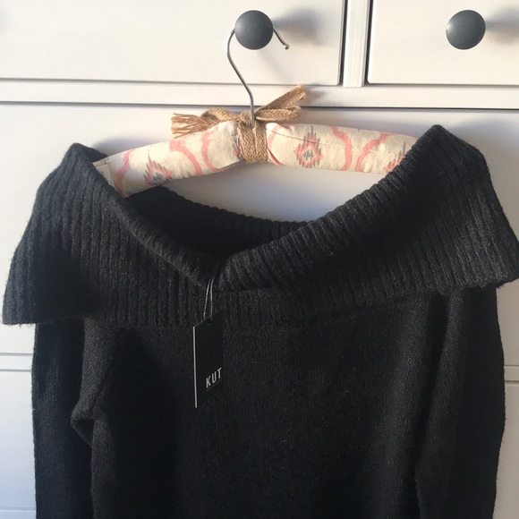 Kut from the Kloth off the Shoulder Sweater Size S - Picture 3 of 10